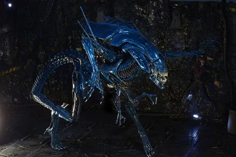 Фигурка Королева Чужих — Neca Aliens Xenomorph Queen Ultra Deluxe Boxed Figure