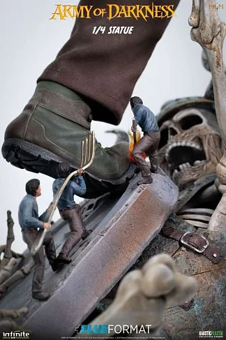 Фигурка Ash Williams — Infinite 1/4 Army of Darkness