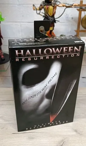 Фигурка Майкл Майерс — Neca Halloween Resurrection Michael Myers Ultimate BD
