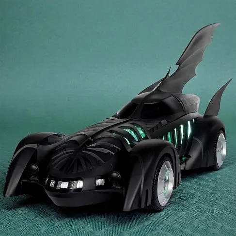 Модель Batmobile — McFarlane Toys Batman Forever and Alfred Vehicle Gold Label