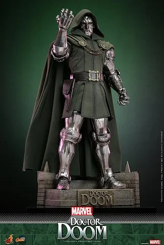 Фигурка Doctor Doom — Hot Toys CMS022 Marvel Comics 1/6