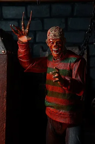 Фигурка Фредди Крюгер "Ultimate" (Neca A Nightmare On Elm Street 30th Anniversary Ultimate Freddy Figure)