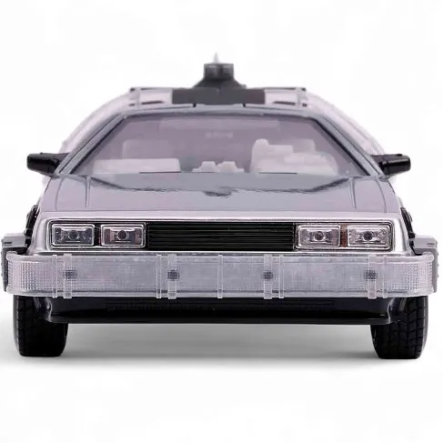 Модель ДеЛориан — Back to the Future 2 Die-Cast Time Machine 1/24