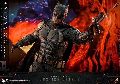 Фигурка Batman Tactical Batsuit Version — Hot Toys TMS085 Zack Snyder Justice League 1/6