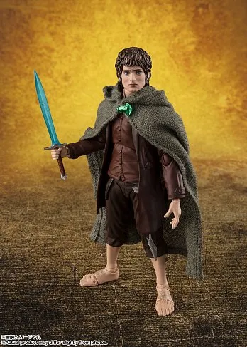 Фигурка Lord of the Rings Frodo Baggins with Gollum — Bandai SHFiguarts