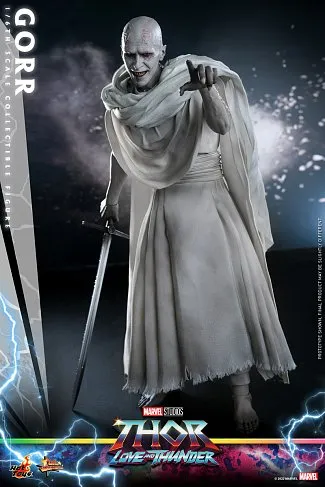Фигурка Тор — Hot Toys MMS676 Thor Love and Thunder Gorr 1/6