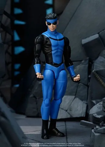 Фигурки Неуязвимый — Invincible With Kid Omni Man & Conquest Limited Action Figure Set