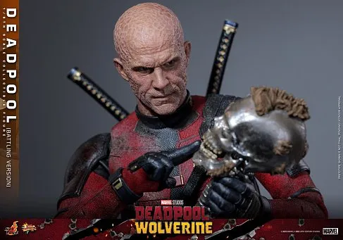 Фигурка Deadpool Battling Version — Hot Toys MMS782 1/6 Deadpool & Wolverine