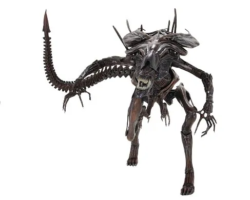 Фигурка Королевы Чужих — Neca Alien Resurrection Ultra Deluxe Alien Queen