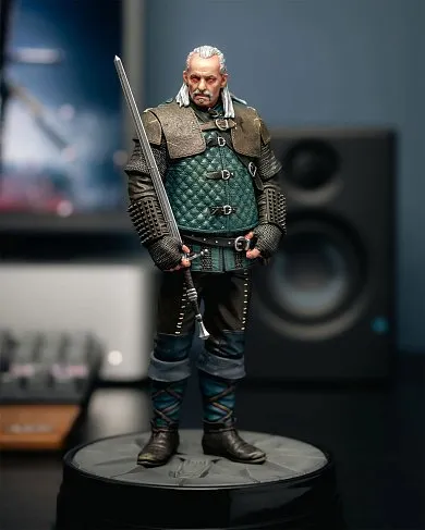 Фигурка Весемира — Dark Horse The Witcher 3 Vesemir