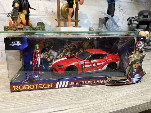 Модель Robotech 2020 Toyota Supra w Miriya Sterling — 1:24 Die-cast Model BD