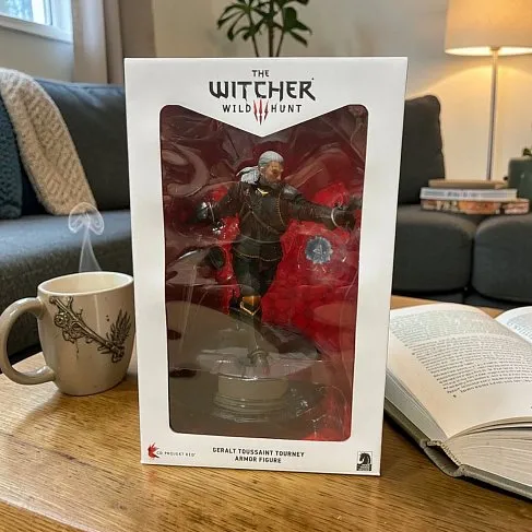 Фигурка Геральта — Dark Horse The Witcher 3 Geralt Toussaint Tourney Armor