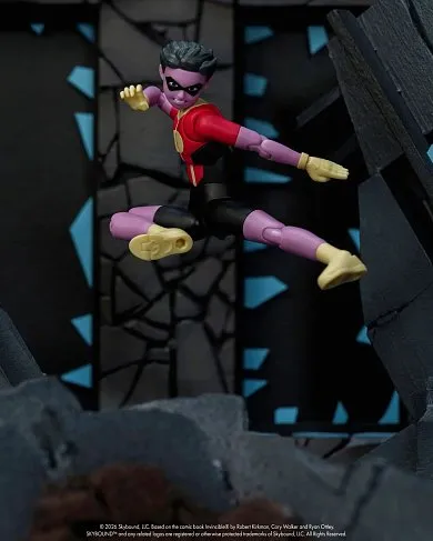 Фигурки Неуязвимый — Invincible With Kid Omni Man & Conquest Limited Action Figure Set