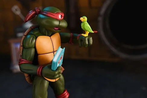 Фигурка Raphael VHS — Neca Teenage Mutant Ninja Turtles Cartoon Ultimate