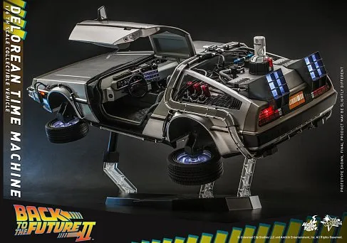 Модель DeLorean Time Machine — Hot Toys MMS636 Back to the Future II 1/6