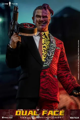 Фигурка Двуликий — Mars Toys MAT024 Two Face 1/6