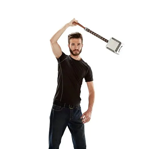 Модель Молот Тора — Hasbro Marvel Legends Mjolnir Hammer Deluxe