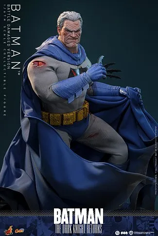 Фигурка Batman Battle Damaged Version — Hot Toys CMS031 Dark Knight Returns 1/6