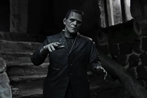 Фигурка Frankenstein Monster — Neca Universal Monsters Ultimate