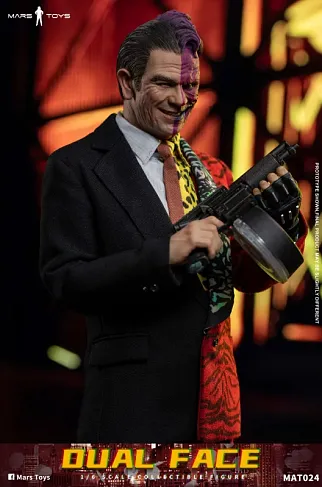 Фигурка Двуликий — Mars Toys MAT024 Two Face 1/6