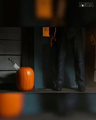 Фигурка Майкл Майерс — Neca Halloween H2O Michael Myers Ultimate