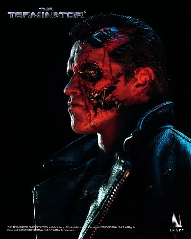 Фигурка Terminator T-800 — Inart AgA031 1/6 Collectible Figure