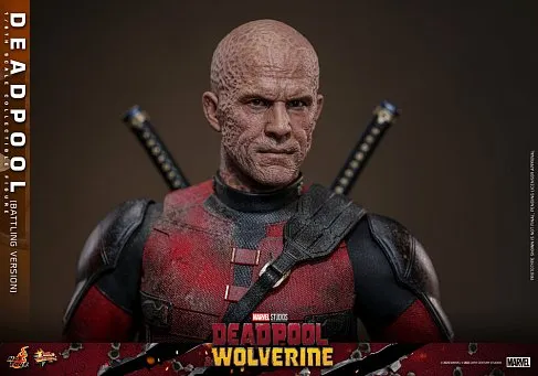 Фигурка Deadpool Battling Version — Hot Toys MMS782 1/6 Deadpool & Wolverine