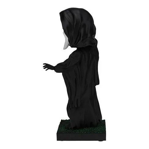 Башкотряс Ghostface Stab on Grass — Royal Scream Bobblehead