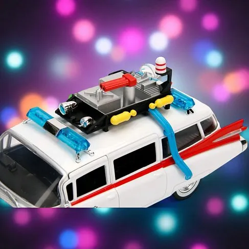 Модель Ecto-1 — Ghostbusters Diecast Model 1/24 1959 Cadillac