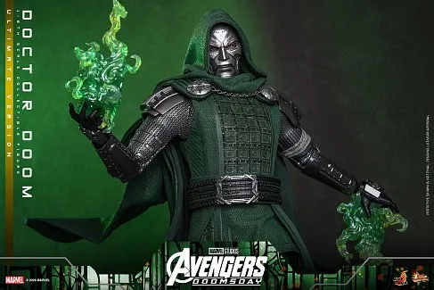 Фигурка Doctor Doom (Ultimate) — Hot Toys MMS907 Avengers Doomsday 1/6