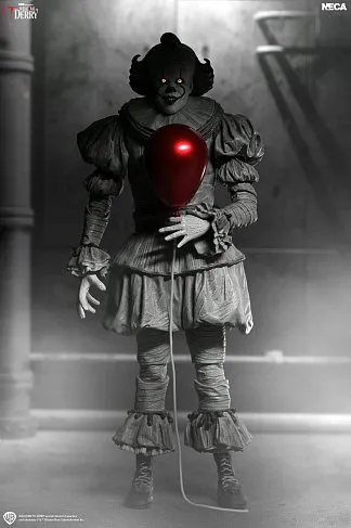 Фигурка Pennywise Black White — Neca Ultimate IT Welcome to Derry  Figure