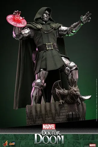 Фигурка Doctor Doom — Hot Toys CMS022 Marvel Comics 1/6