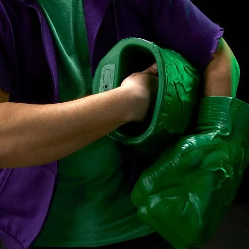 Кулаки Халка — Hasbro Marvel Legends Incredible Hulk Electronic Fists