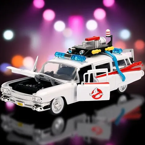 Модель Ecto-1 — Ghostbusters Diecast Model 1/24 1959 Cadillac