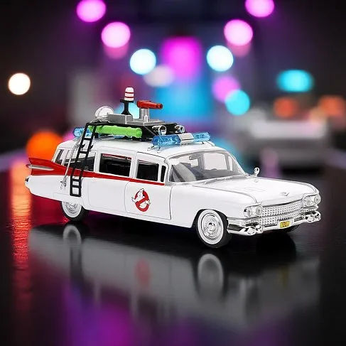 Модель Ecto-1 — Ghostbusters Diecast Model 1/24 1959 Cadillac