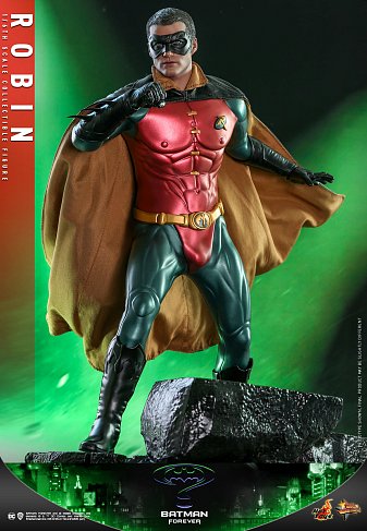 Фигурка Робин — Hot Toys MMS594 Batman Forever Robin 1/6