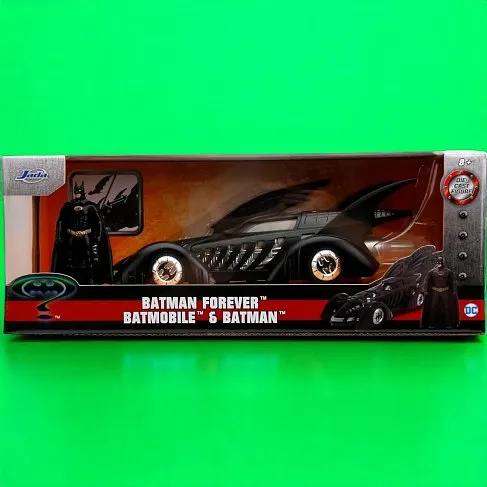 Модель Бэтмобиля — Batman Forever Diecast Model 1/24 Batmobile w figure