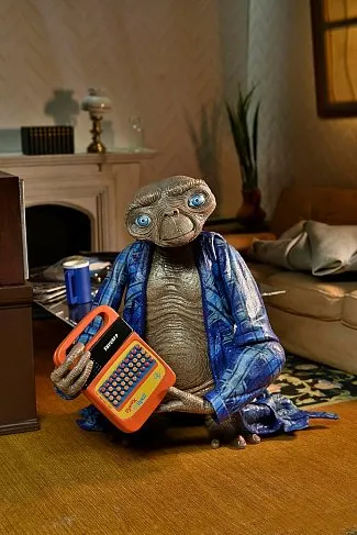 Фигурка Инопланетянин — Neca 40th Anniversary ET Telepathic Ultimate