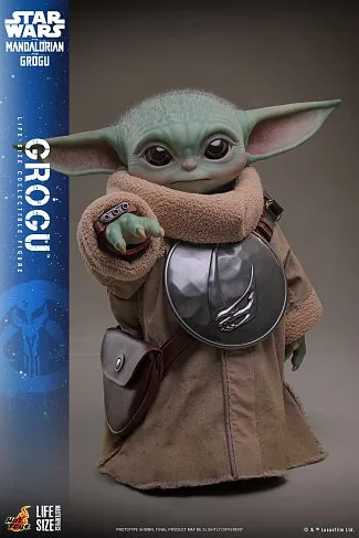 Фигурка Грогу 38 см — Hot Toys LMS016: The Mandalorian and Grogu 1/1