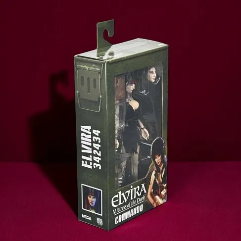Фигурка Commando Elvira — Neca Clothed Deluxe Figure
