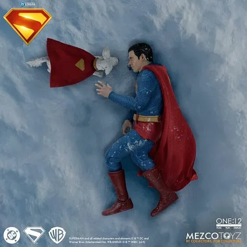 Фигурка Superman 2025 — Mezco One 12 Collective