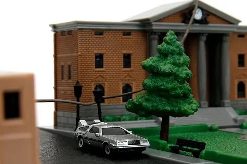 Диорама Back to The Future Hill Valley Courthouse Diorama —Jada Nanoscene 