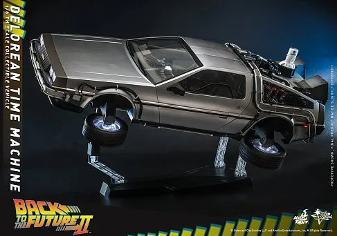 Модель DeLorean Time Machine — Hot Toys MMS636 Back to the Future II 1/6