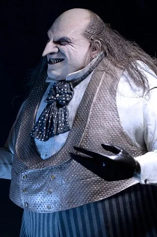 Фигурка Пингвина — Neca Batman Returns 1/4 Mayoral Penguin