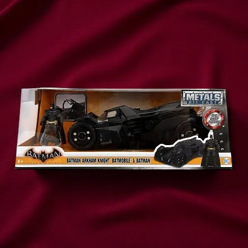 Модель Бэтмобиля — Batman Arkham Knight Diecast Model 1/24 Batmobile w figure