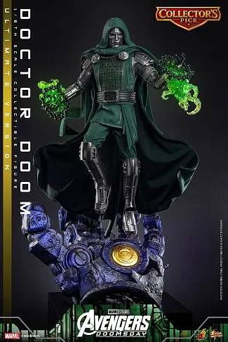 Фигурка Doctor Doom (Ultimate) — Hot Toys MMS907 Avengers Doomsday 1/6