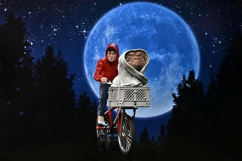 Фигурка Инопланетянин — Neca 40th Anniversary ET Elliott on Bicycle Ultimate