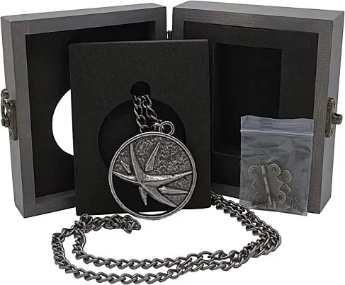 Медальон The Witcher Yennefer Medallion Necklace