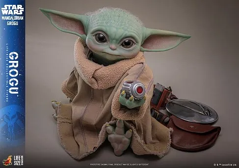 Фигурка Грогу 38 см — Hot Toys LMS016: The Mandalorian and Grogu 1/1