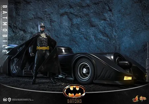 Модель Бэтмобиль — Hot Toys MMS694 Batmobile 1989 1/6